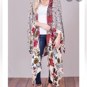 Umgee Floral Print Boho Kimono NWT